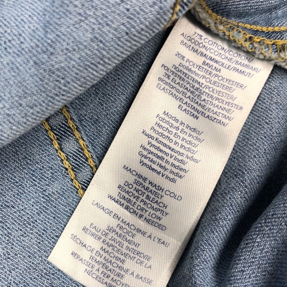 Chaps Euc Button Down Light Wash Denim Skirt Size… - image 5